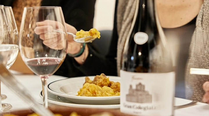 Dining at Fariña