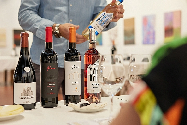 Fariña: A multidisciplinary space between Wine and Art