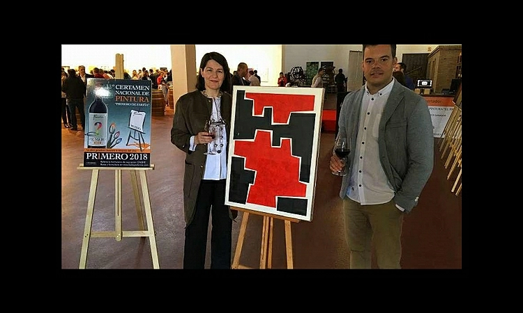 La granadina Purificación Villafranca, ganadora del 13º Certamen Nacional de Pintura El Primero.